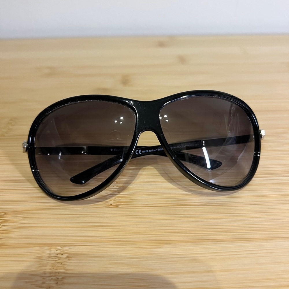 CHRISTIAN DIOR Authentic Aviator Stylish Black Sunglasses